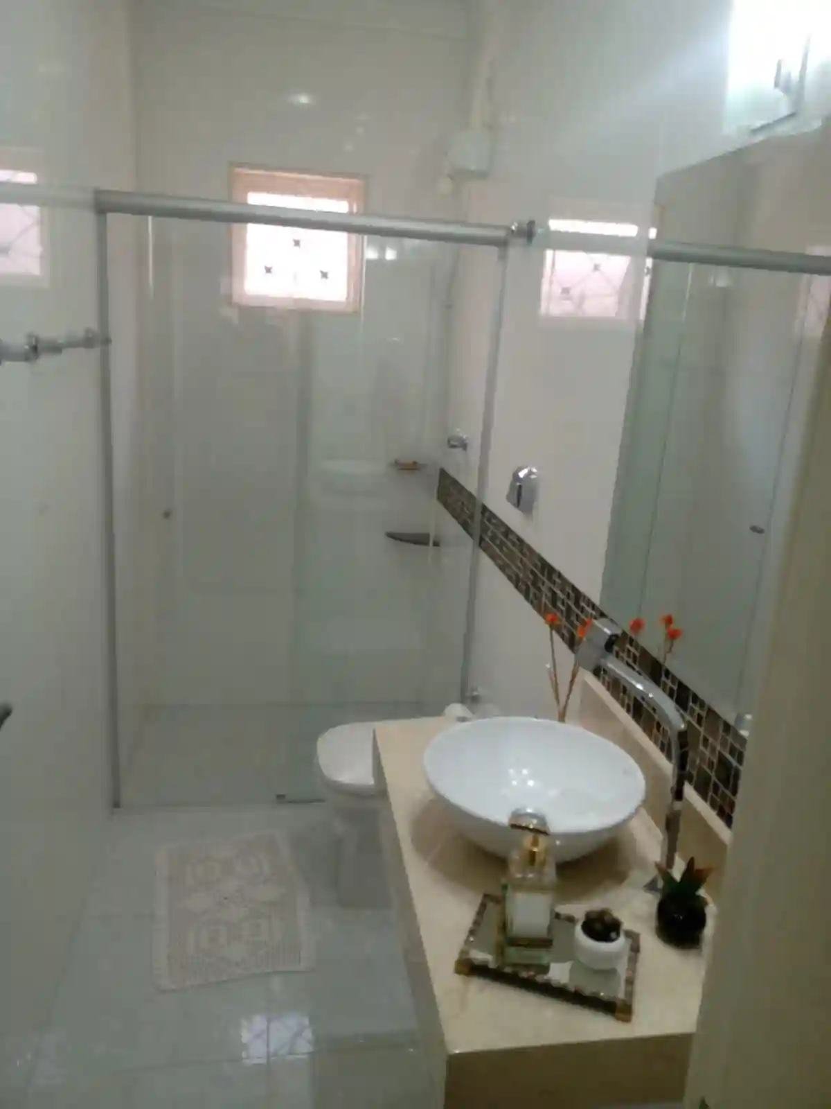 Casa com 3 quartos à venda, 220m² — foto 9 de 21