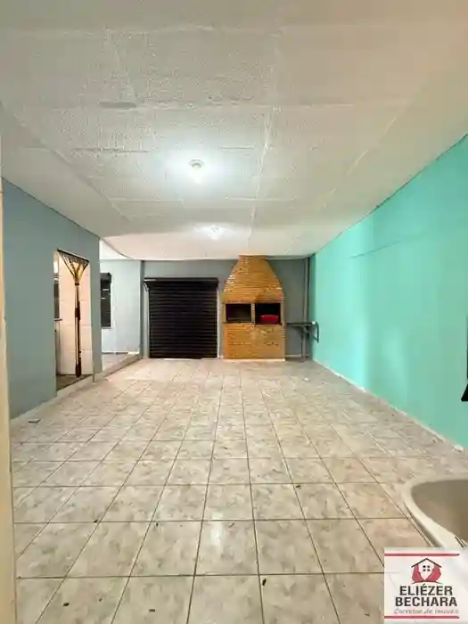 Loja / Salão / Ponto Comercial com 3 quartos à venda, 150m² — foto 1 de 12