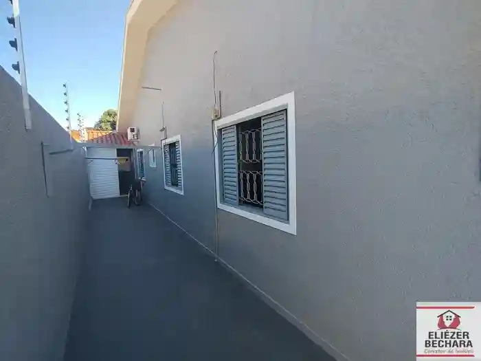 Casa com 3 quartos à venda, 232m² — foto 30 de 43