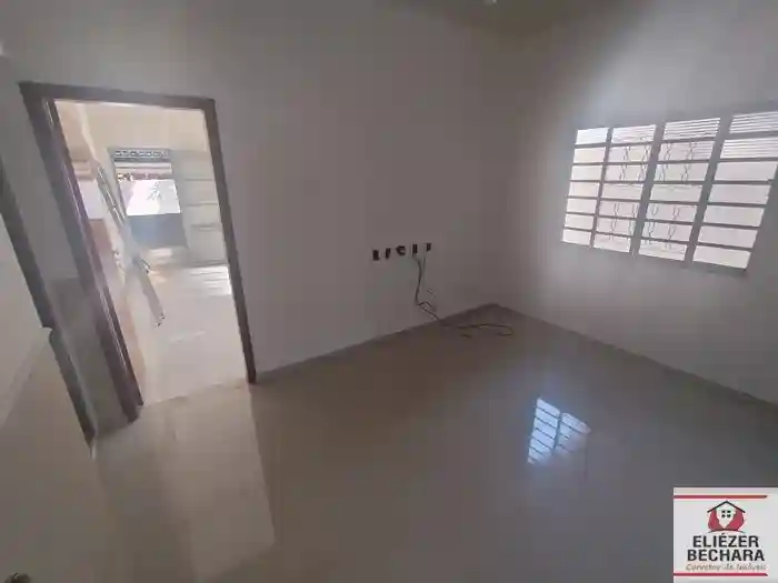 Casa com 3 quartos à venda, 232m² — foto 4 de 43