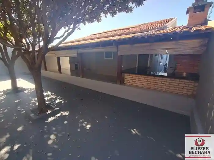 Casa com 3 quartos à venda, 232m² — foto 40 de 43