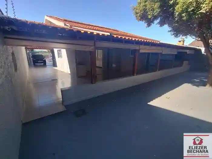 Casa com 3 quartos à venda, 232m² — foto 37 de 43