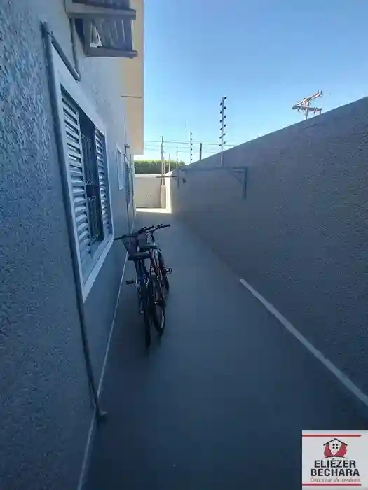 Casa com 3 quartos à venda, 232m² — foto 33 de 43