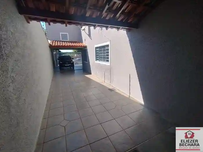 Casa com 3 quartos à venda, 232m² — foto 23 de 43