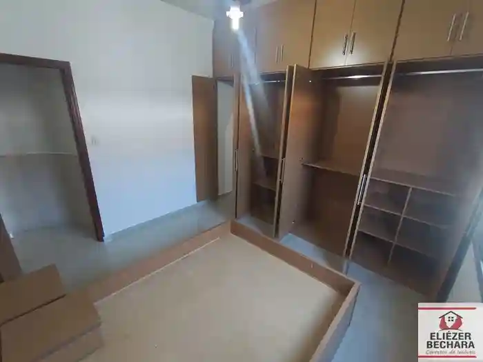 Casa com 3 quartos à venda, 232m² — foto 16 de 43