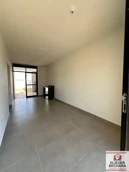 Casa de Condomínio com 3 quartos à venda, 90m² — foto 2 de 13