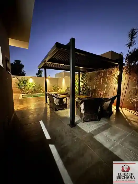 Casa de Condomínio com 3 quartos à venda, 230m² — foto 4 de 29
