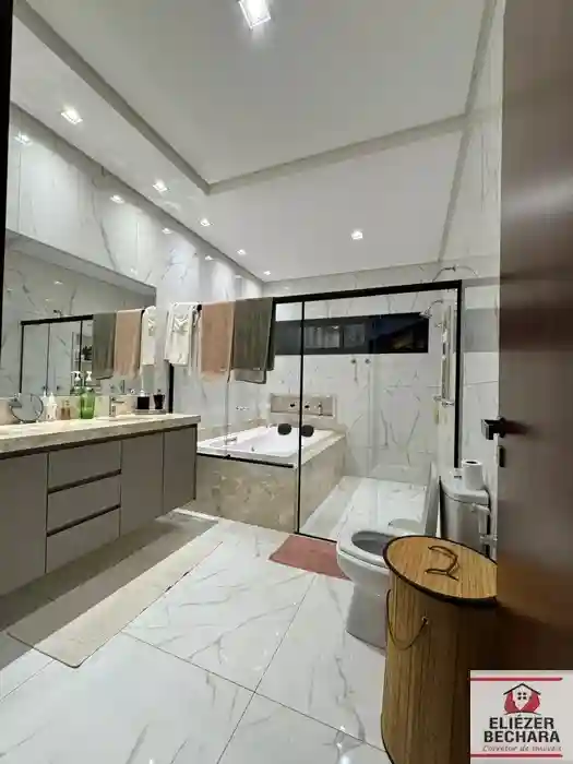 Casa de Condomínio com 3 quartos à venda, 230m² — foto 21 de 29