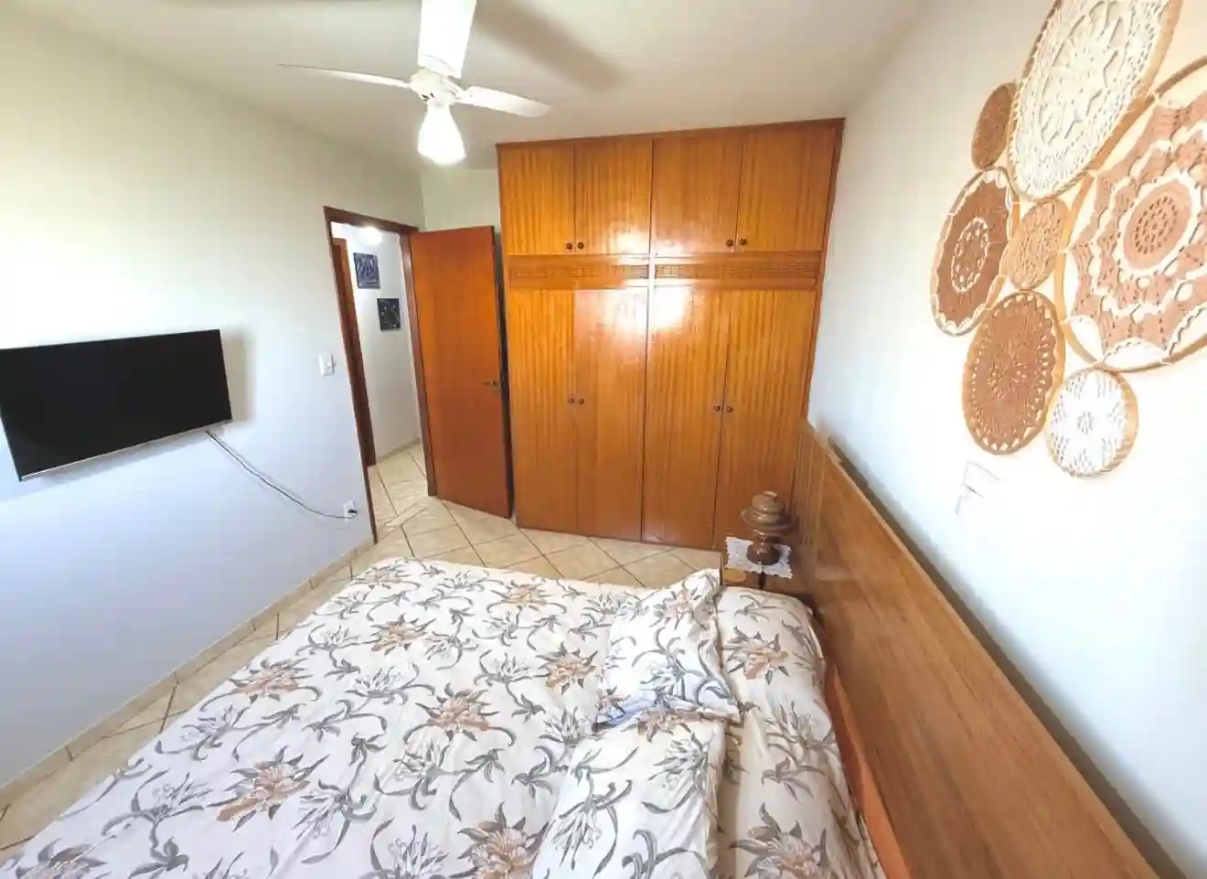 Apartamento com 2 quartos à venda, 62m² — foto 1 de 9