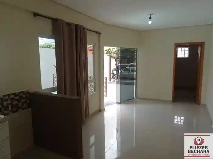 Casa com 4 quartos à venda, 150m² — foto 2 de 20