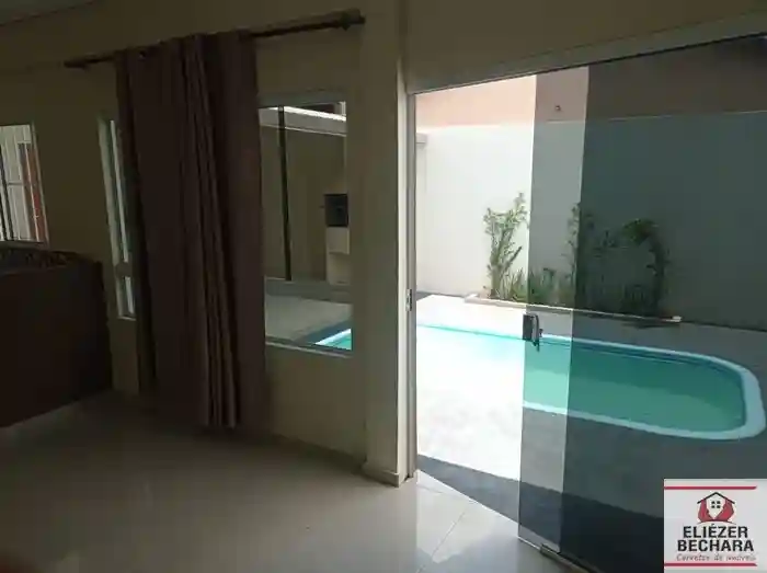 Casa com 4 quartos à venda, 150m² — foto 4 de 20