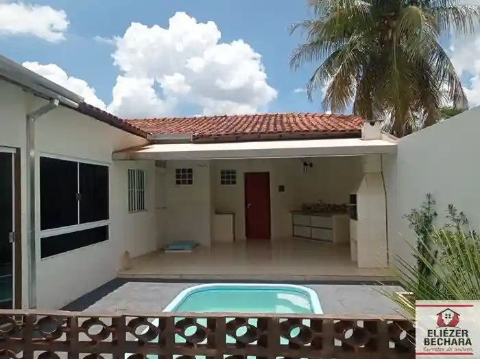 Casa com 4 quartos à venda, 150m² — foto 1 de 20