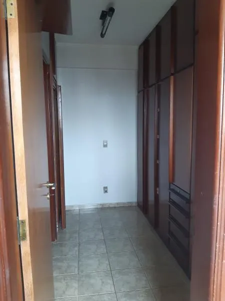 Apartamento à venda — foto 1 de 2