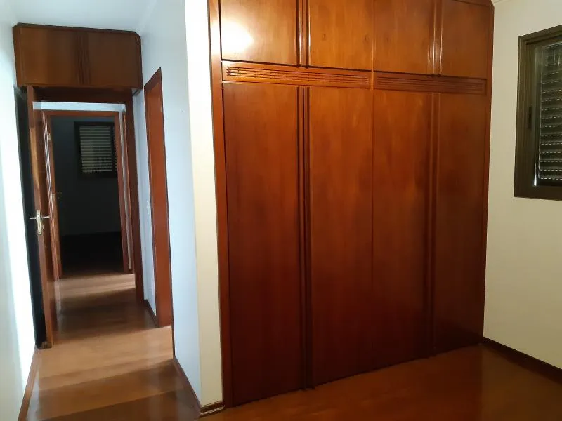 Apartamento à venda — foto 2 de 2