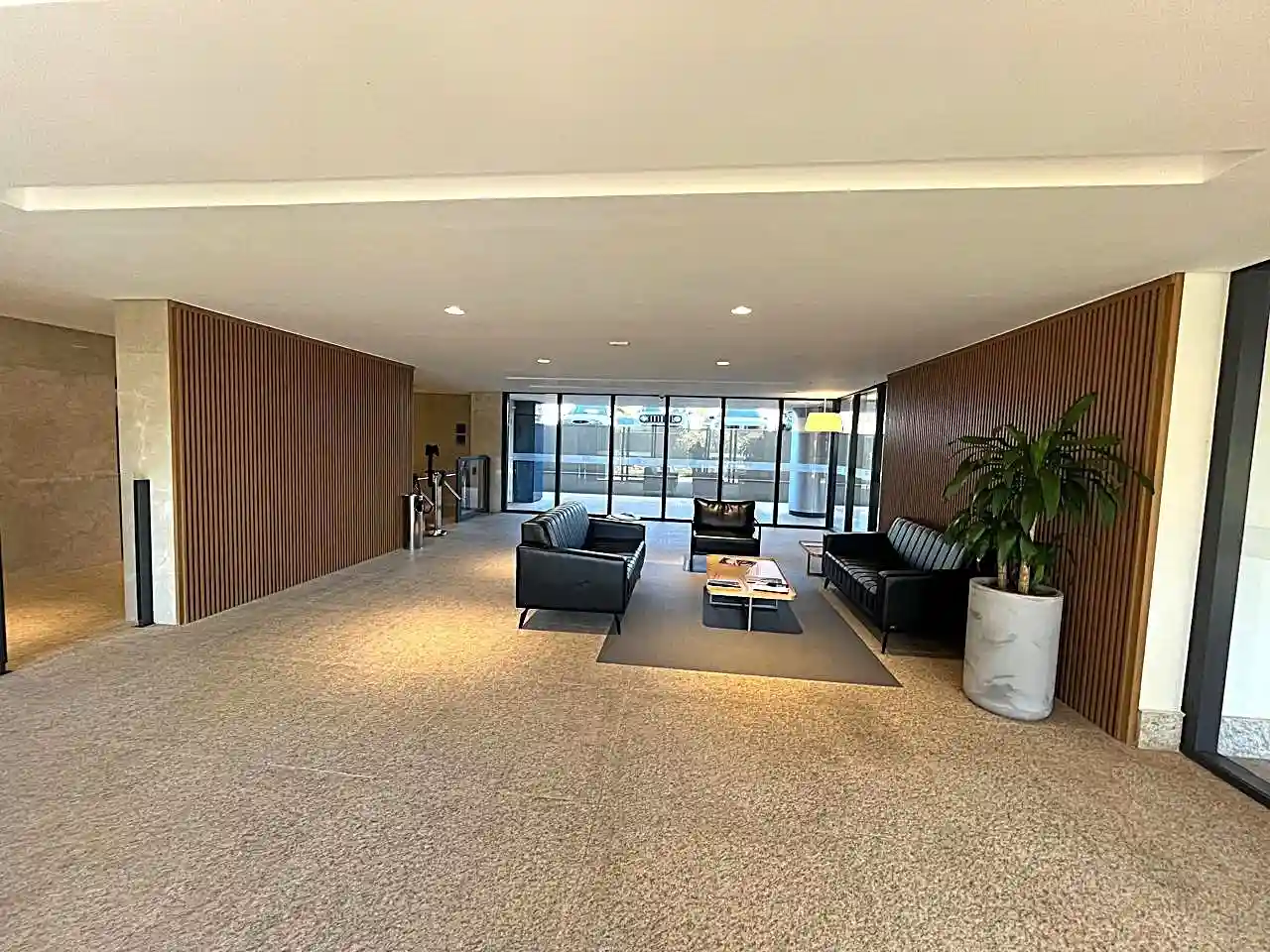 Conjunto Comercial / Sala  para aluguel, 45m² — foto 5 de 15
