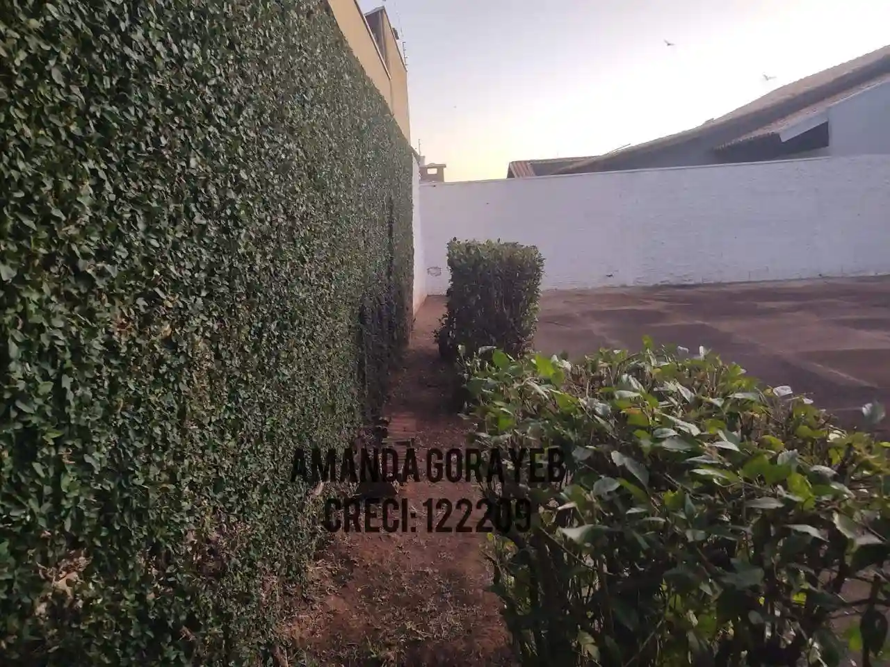 Terreno / Lote / Condomínio  à venda, 450m² — foto 4 de 6