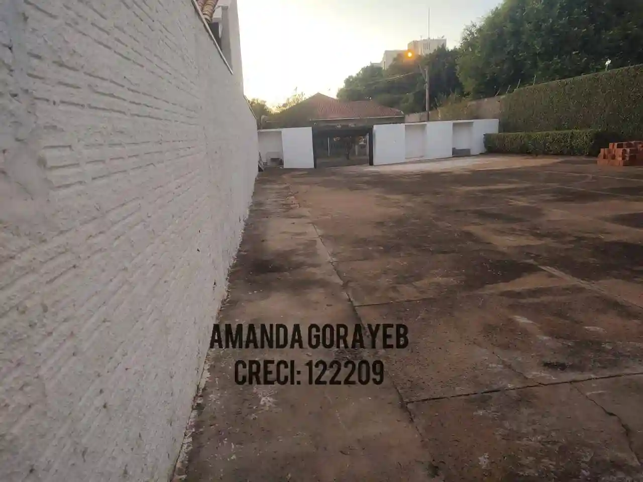 Terreno / Lote / Condomínio  à venda, 450m² — foto 6 de 6