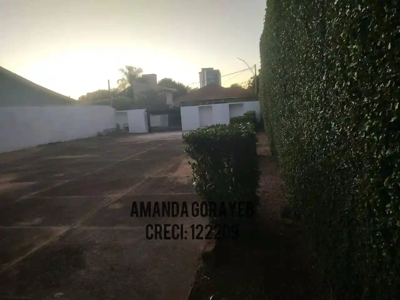 Terreno / Lote / Condomínio  à venda, 450m² — foto 3 de 6