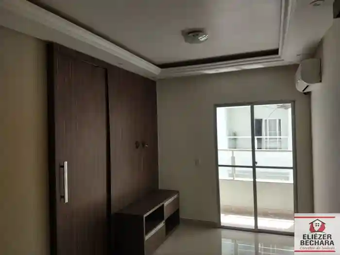 Apartamento com 2 quartos à venda, 65m² — foto 1 de 31