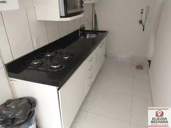 Apartamento com 2 quartos à venda, 65m² — foto 13 de 31