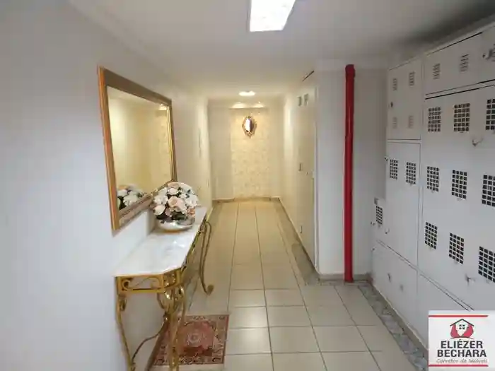 Apartamento com 2 quartos à venda, 65m² — foto 2 de 31