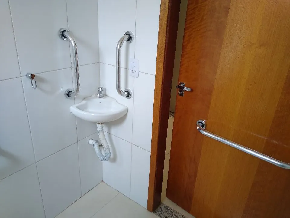 Apartamento com 2 quartos à venda, 75m² — foto 10 de 24
