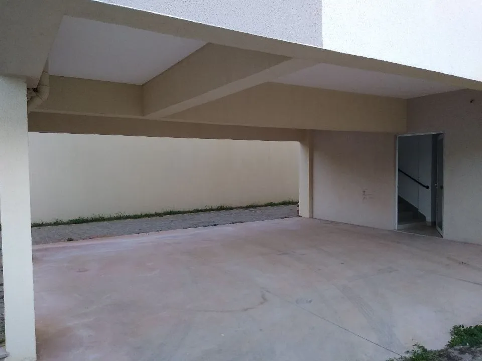 Apartamento com 2 quartos à venda, 75m² — foto 3 de 24