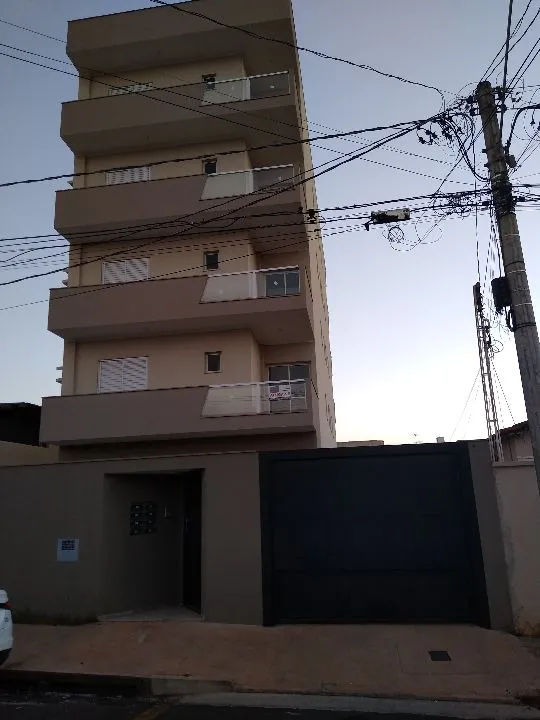 Apartamento com 2 quartos à venda, 75m² — foto 1 de 24