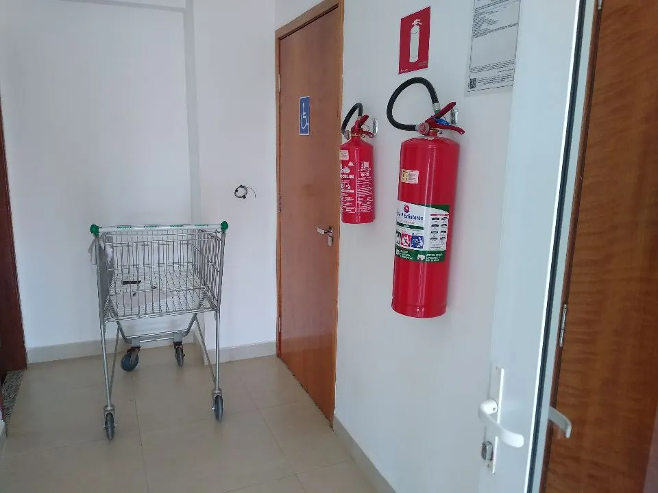 Apartamento com 2 quartos à venda, 75m² — foto 6 de 24