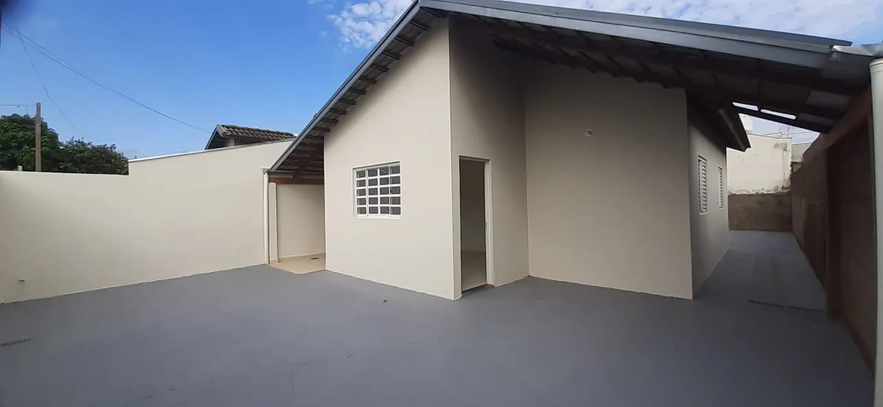 Casa com 3 quartos para aluguel, 200m² — foto 2 de 15
