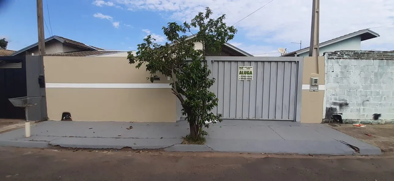 Casa com 3 quartos para aluguel, 200m² — foto 1 de 15