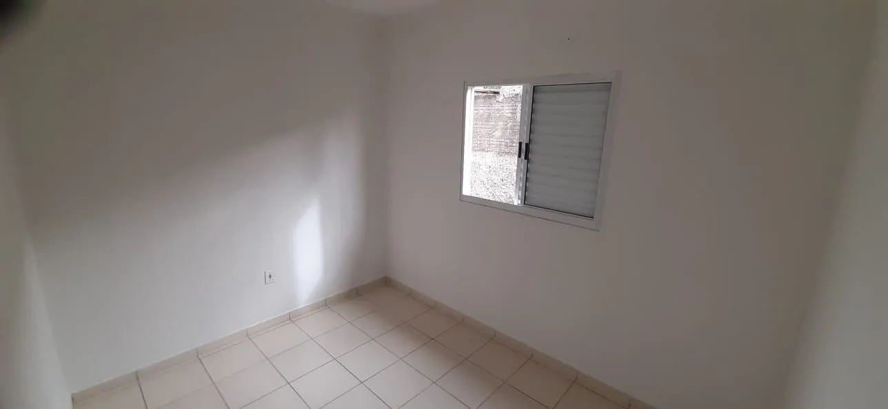 Casa com 3 quartos para aluguel, 200m² — foto 7 de 15