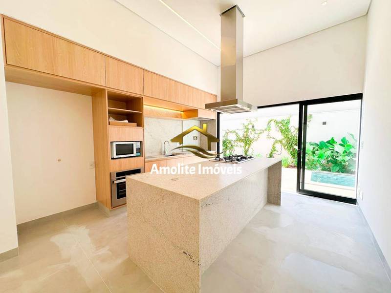Casa de Condomínio com 3 quartos à venda, 203m² — foto 10 de 21