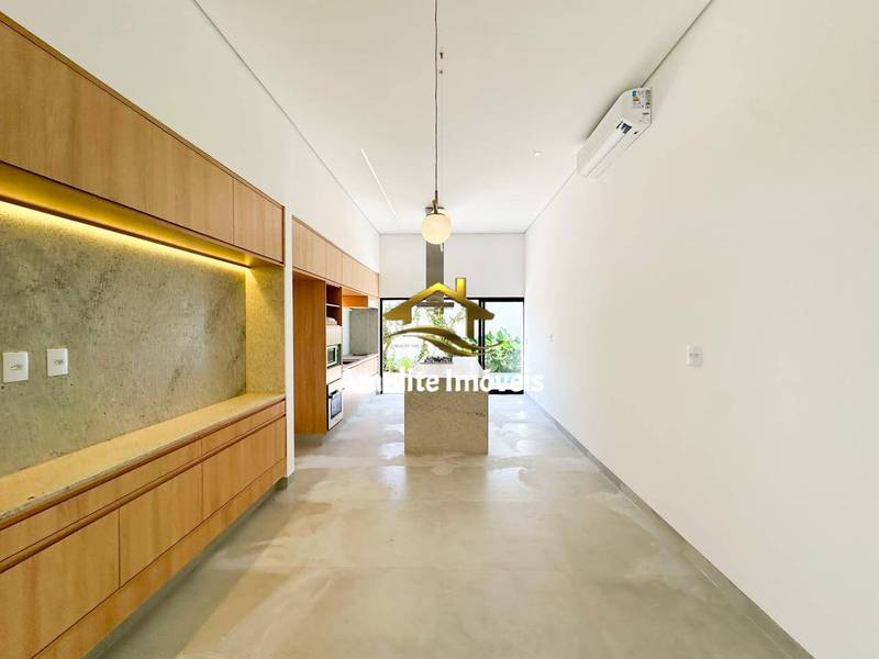 Casa de Condomínio com 3 quartos à venda, 203m² — foto 4 de 21