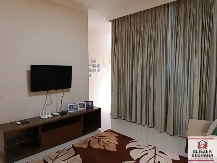 Casa com 3 quartos à venda, 220m² — foto 5 de 11