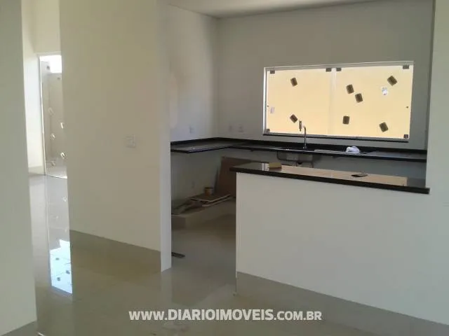 Casa de Condomínio à venda — foto 2 de 5