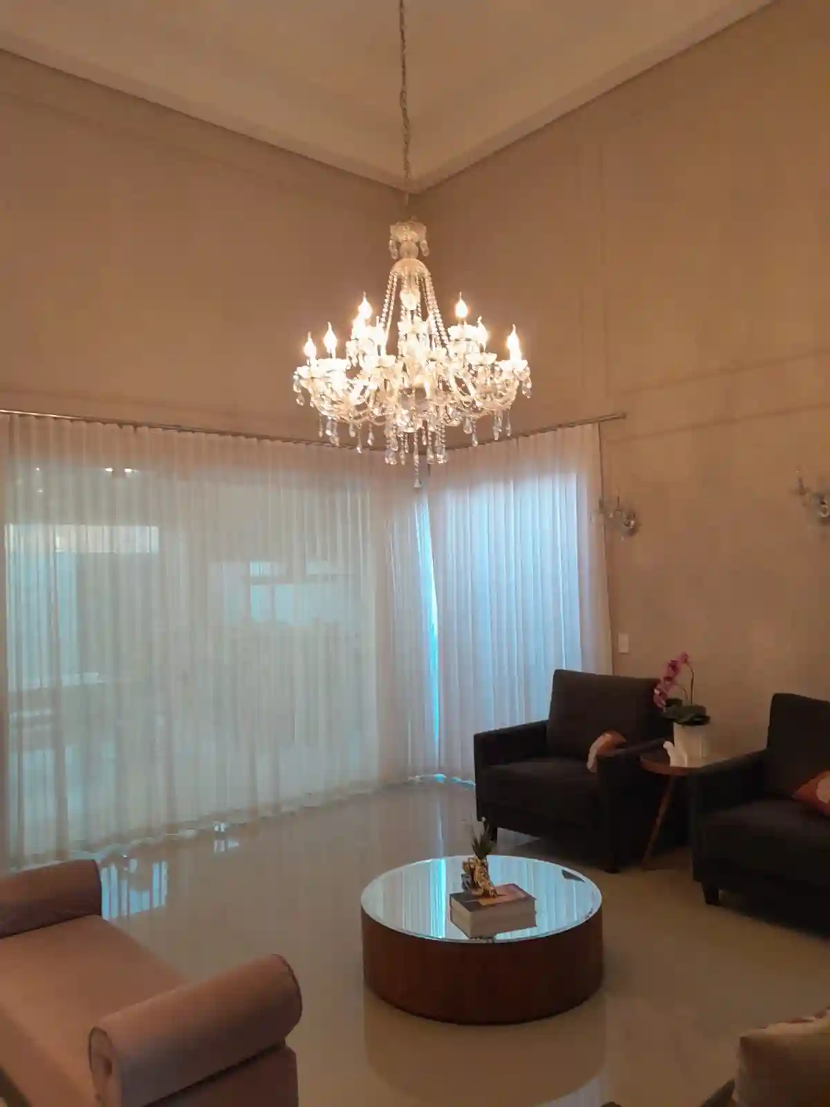Casa de Condomínio com 4 quartos à venda, 275m² — foto 1 de 29