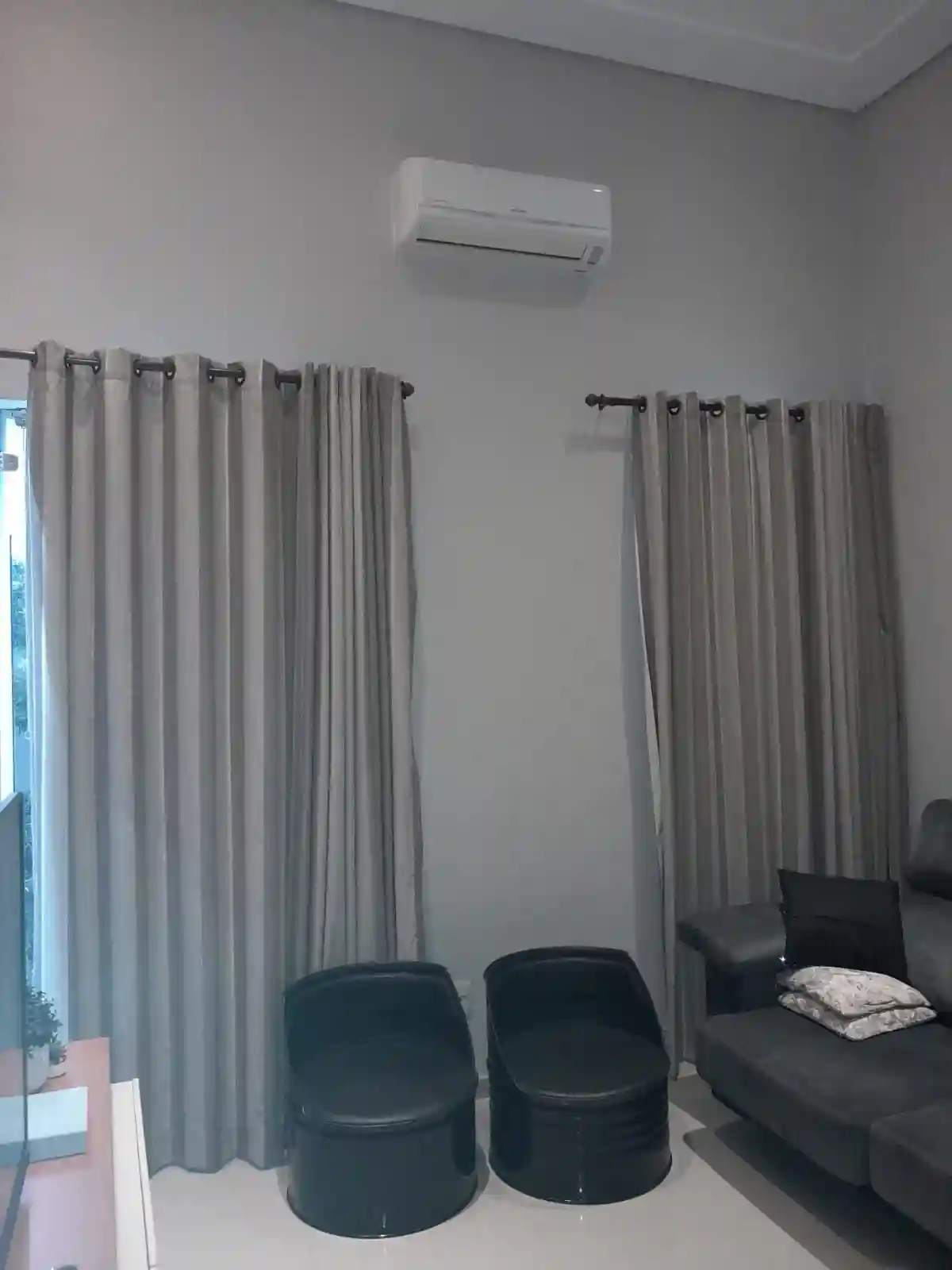 Casa de Condomínio com 4 quartos à venda, 275m² — foto 3 de 29