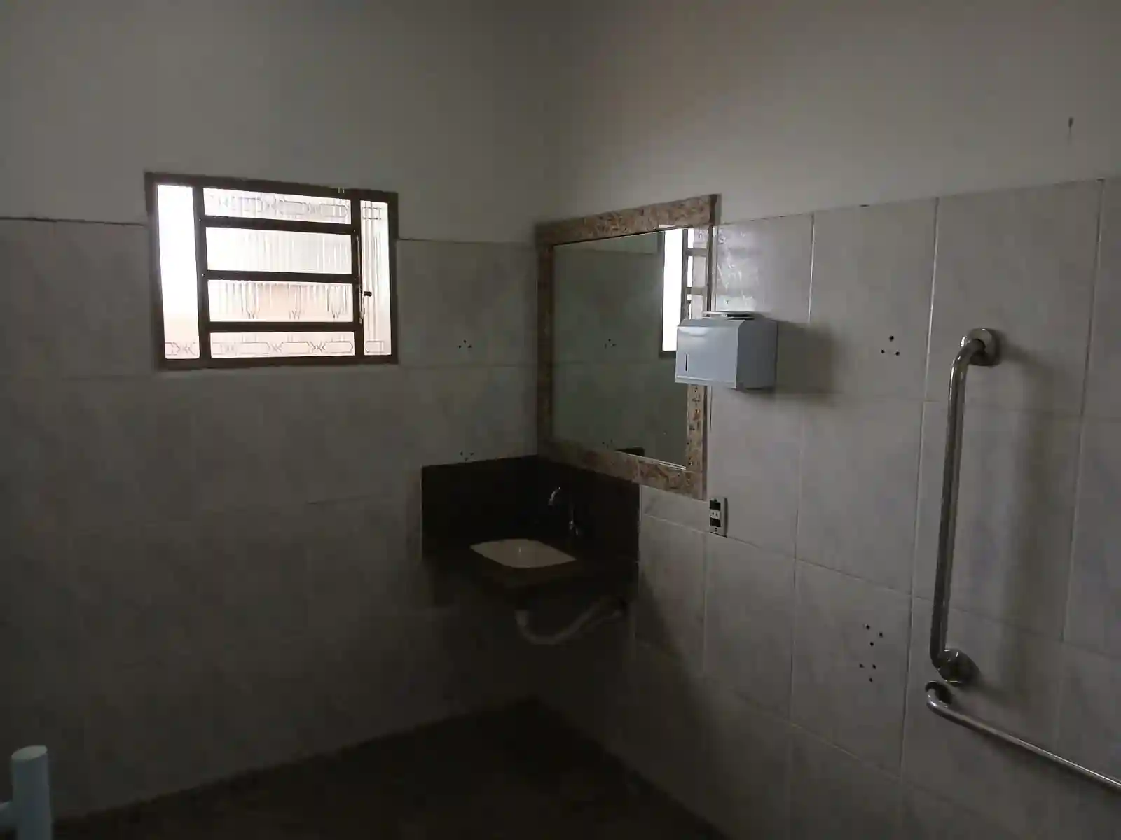 Casa Comercial com 4 quartos à venda, 200m² — foto 18 de 33