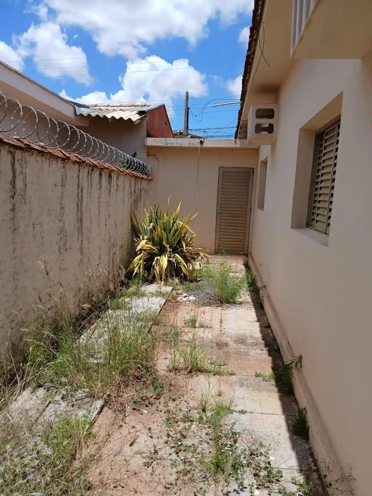 Casa Comercial com 4 quartos à venda, 200m² — foto 28 de 33