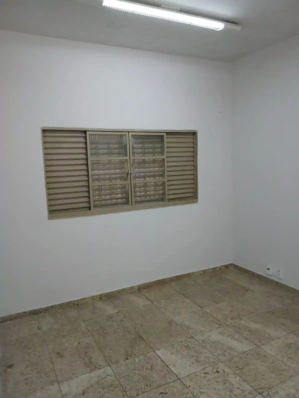 Casa Comercial com 4 quartos à venda, 200m² — foto 13 de 33