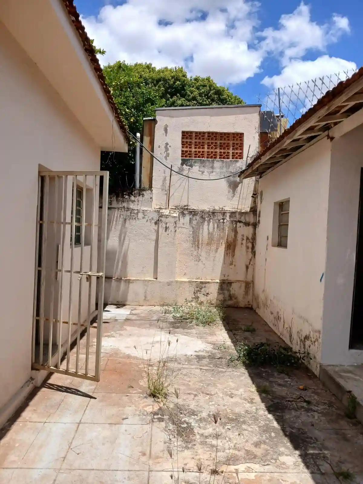 Casa Comercial com 4 quartos à venda, 200m² — foto 25 de 33