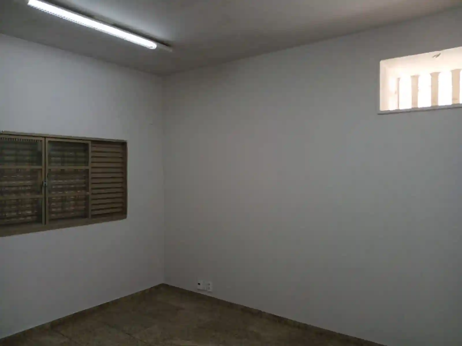 Casa Comercial com 4 quartos à venda, 200m² — foto 12 de 33