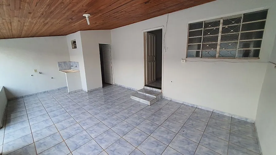 Casa à venda — foto 3 de 11