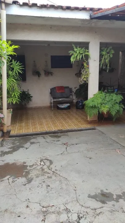 Casa com 3 quartos à venda, 363m² — foto 2 de 12