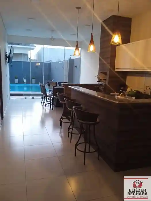 Casa com 3 quartos à venda, 260m² — foto 50 de 59