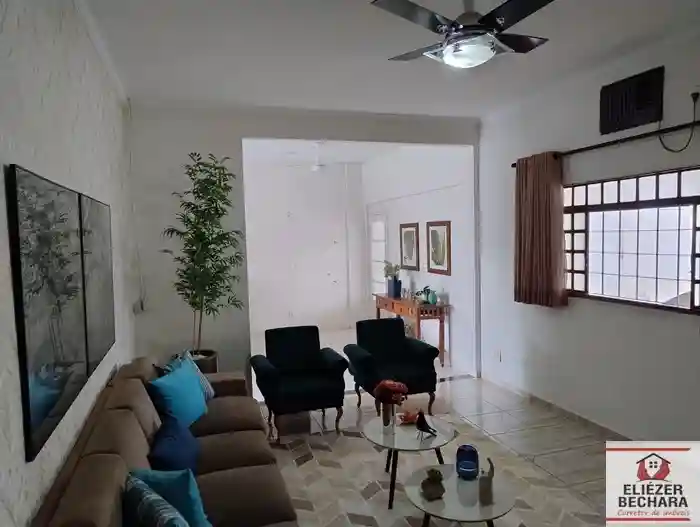 Casa com 3 quartos à venda, 260m² — foto 16 de 59