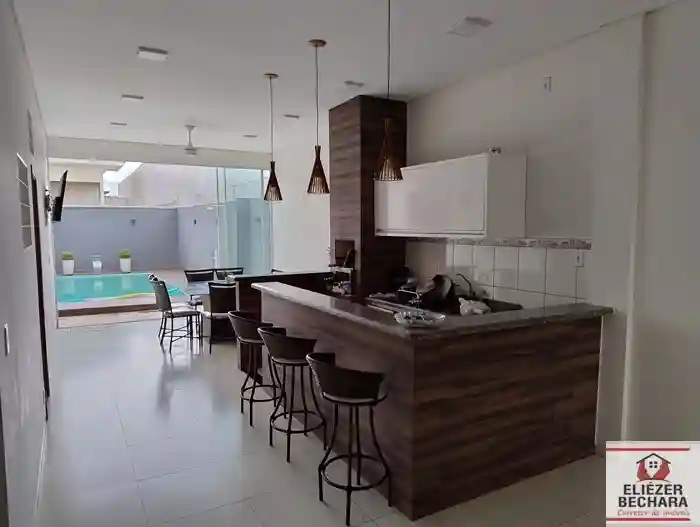 Casa com 3 quartos à venda, 260m² — foto 18 de 59