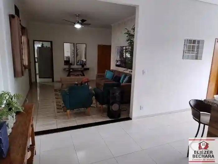 Casa com 3 quartos à venda, 260m² — foto 22 de 59