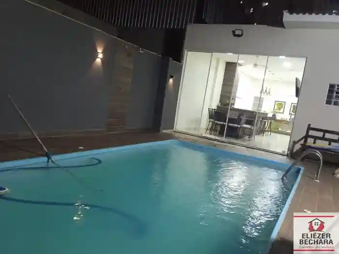 Casa com 3 quartos à venda, 260m² — foto 57 de 59